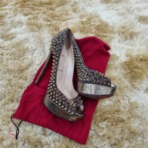 Christian Louboutin pumps 40