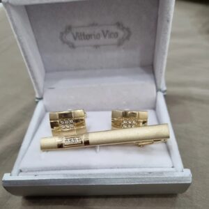 Cufflinks